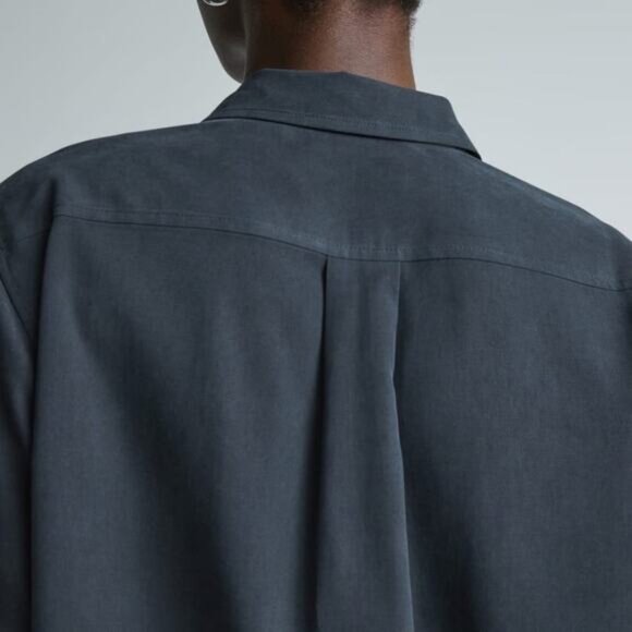 Everlane The Washable Silk Relaxed Shirt Button Down Black Blouse NWT Size 0 - Picture 3 of 9